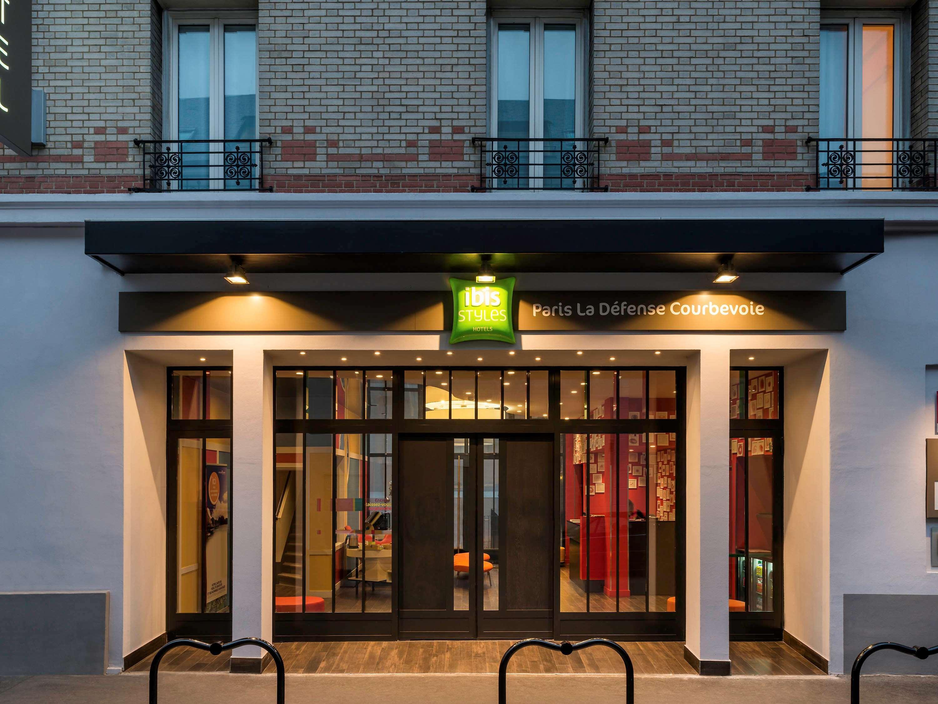 Hotel ibis Styles Paris La Défense Courbevoie Exterior foto